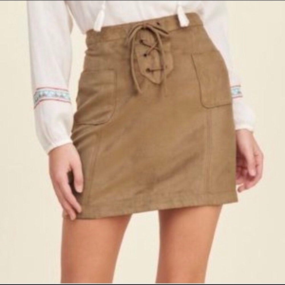 Hollister Lace-Up Faux Suede Skirt/Size 5